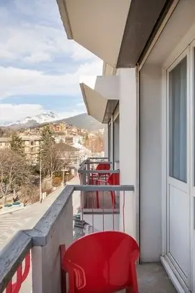 İki Ayrı Yataklı Oda, Dağ Manzaralı