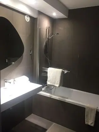 İki Ayrı Yataklı Oda, Dağ Manzaralı