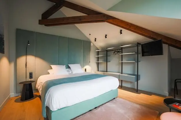 Superior Süit, Nehir Manzaralı