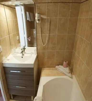 Junior Büyük Yataklı Tek Kişilik Oda