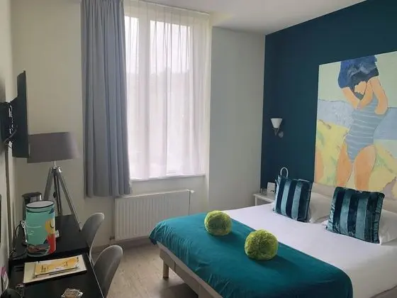 Comfort Tek Büyük Yataklı Oda