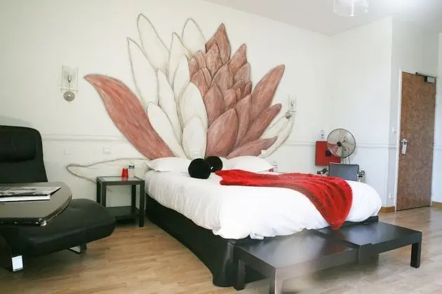 Premium Tek Büyük Yataklı Oda