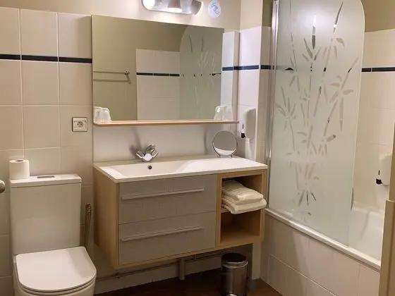 Premium Tek Büyük Yataklı Oda