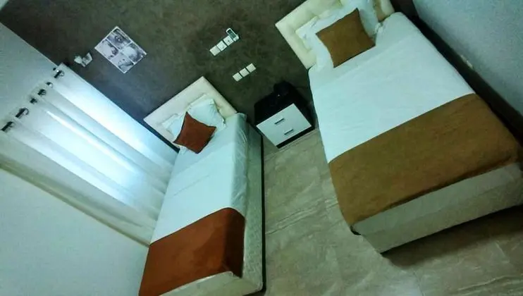 İki Ayrı Yataklı Oda