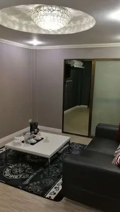 Deluxe Tek Büyük Yataklı Oda, 1 Yatak Odası, Buzdolabı ve Mikrodalga, Şehir Manzaralı