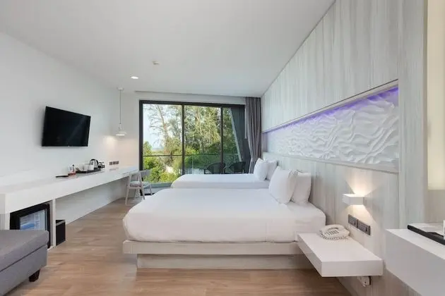 Deluxe Seaview (Modern Style)