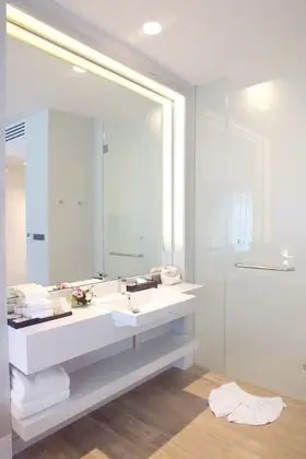 Deluxe Seaview (Modern Style)