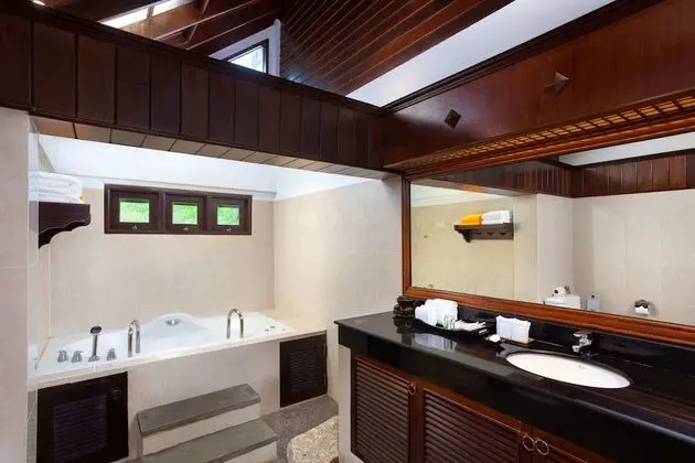 Grand Villa, 1 En Büyük (King) Boy Yatak, Kişiye Özel Havuzlu, Bahçeli
