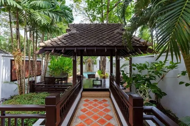 Grand Villa, 1 En Büyük (King) Boy Yatak, Kişiye Özel Havuzlu, Bahçeli
