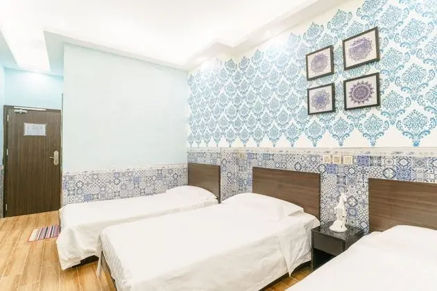 Üç Kişilik Oda