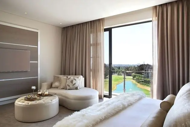 Signature Çatı Katı Süiti (Penthouse)