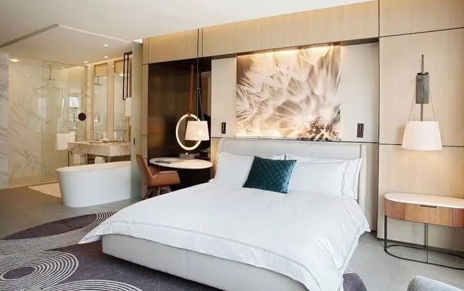 Luxury Oda, Havuz Manzaralı