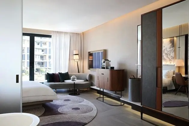 Luxury Oda, Havuz Manzaralı