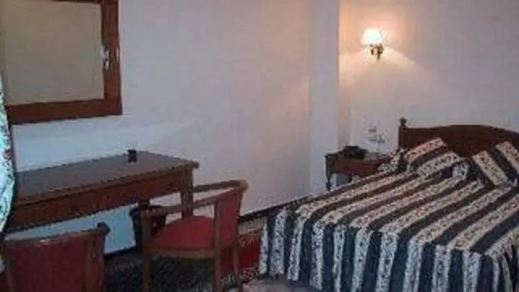Standard Tek Kişilik Oda