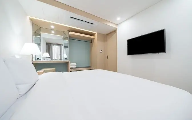 Oda (Fifteen Station Nearby (49 Beach Trai)