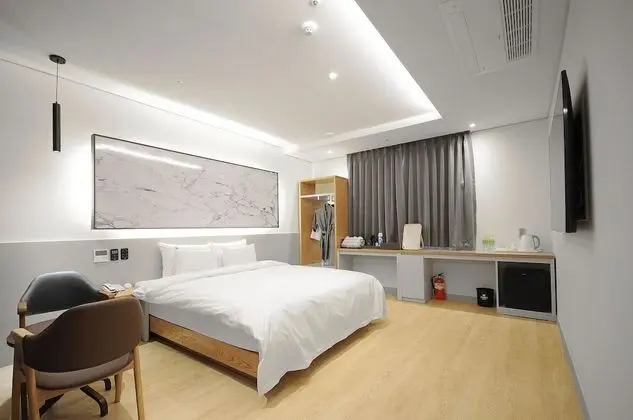 Superior Tek Büyük Yataklı Oda (Superior Deluxe)