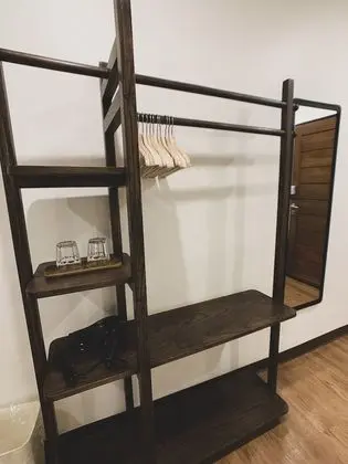 Üç Kişilik Oda, Balkon