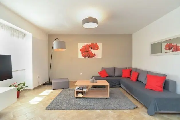 Standard Ev, 6 Yatak Odası (0340)