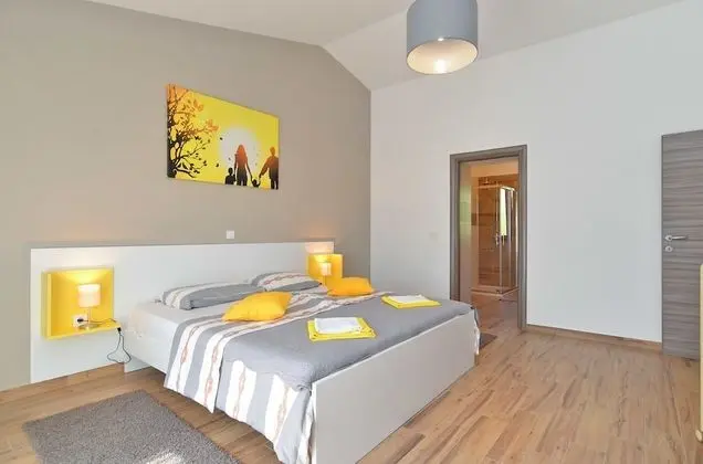 Standard Ev, 6 Yatak Odası (0340)