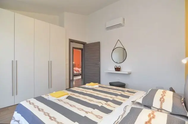 Standard Ev, 6 Yatak Odası (0340)