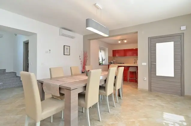 Standard Ev, 6 Yatak Odası (0340)