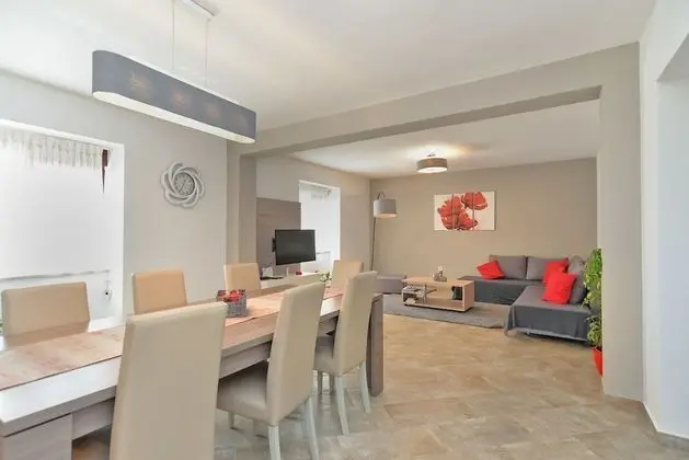 Standard Ev, 6 Yatak Odası (0340)