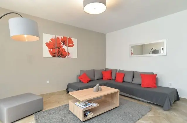 Standard Ev, 6 Yatak Odası (0340)