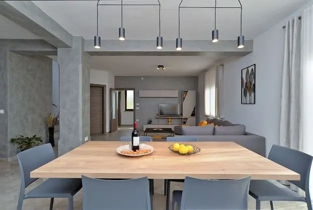 Standard Ev, 6 Yatak Odası (0340)