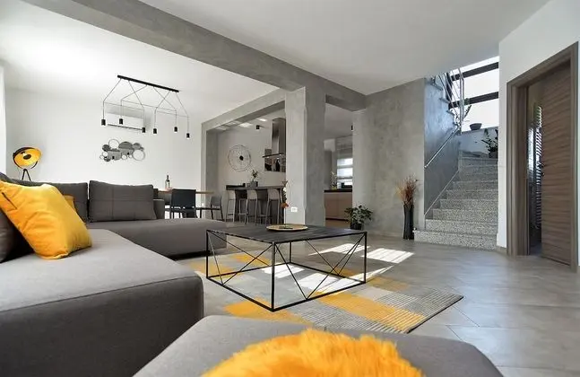 Standard Ev, 6 Yatak Odası (0340)