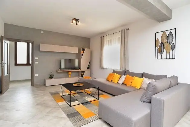 Standard Ev, 6 Yatak Odası (0340)