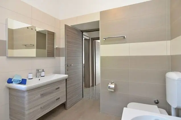 Standard Ev, 6 Yatak Odası (0340)