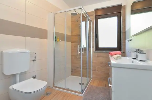 Standard Ev, 6 Yatak Odası (0340)