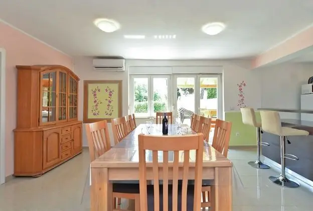 Standard Ev, 5 Yatak Odası (0464)