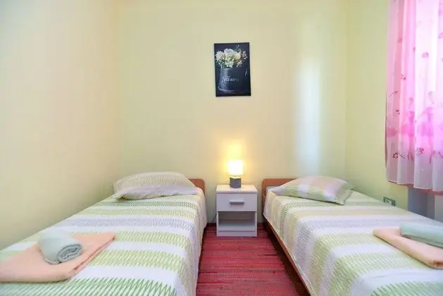 Standard Ev, 6 Yatak Odası (23212)