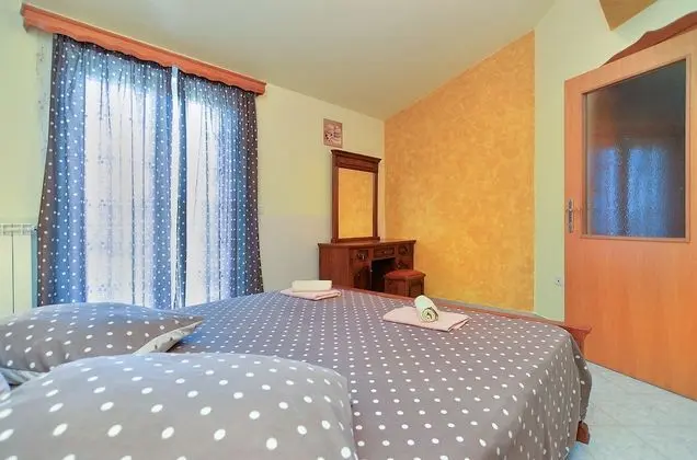 Standard Ev, 6 Yatak Odası (23212)