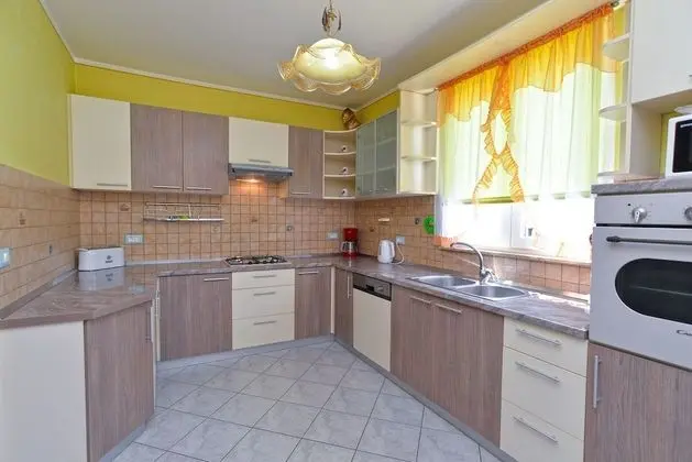 Standard Ev, 6 Yatak Odası (23212)