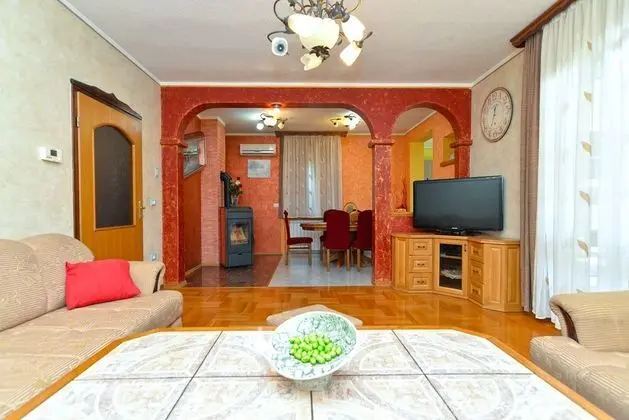 Standard Ev, 6 Yatak Odası (23212)