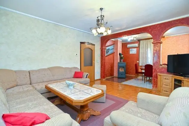 Standard Ev, 6 Yatak Odası (23212)