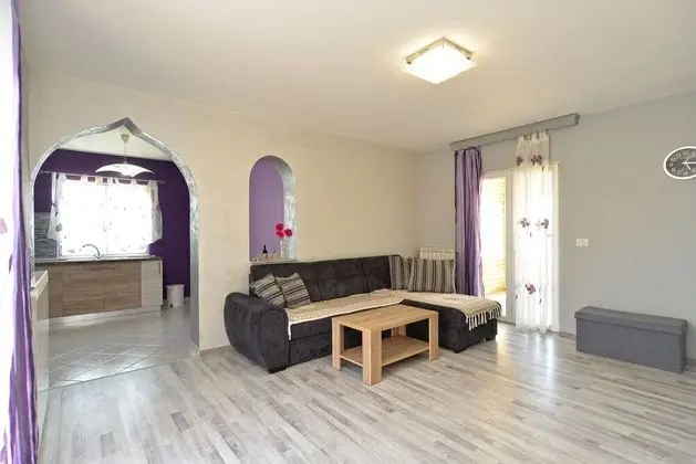 Standard Ev, 6 Yatak Odası (23212)