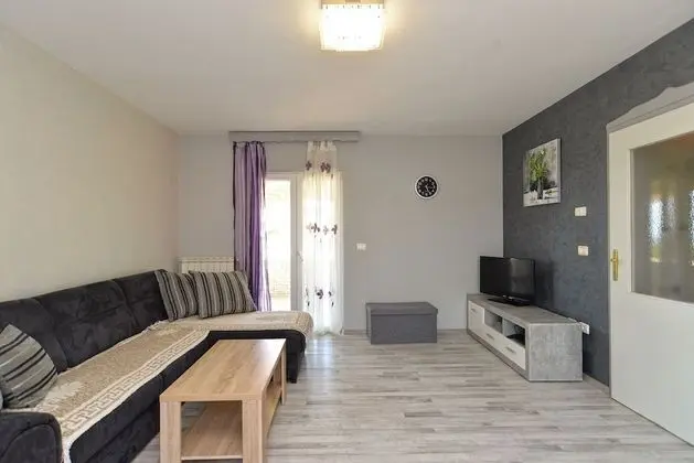 Standard Ev, 6 Yatak Odası (23212)