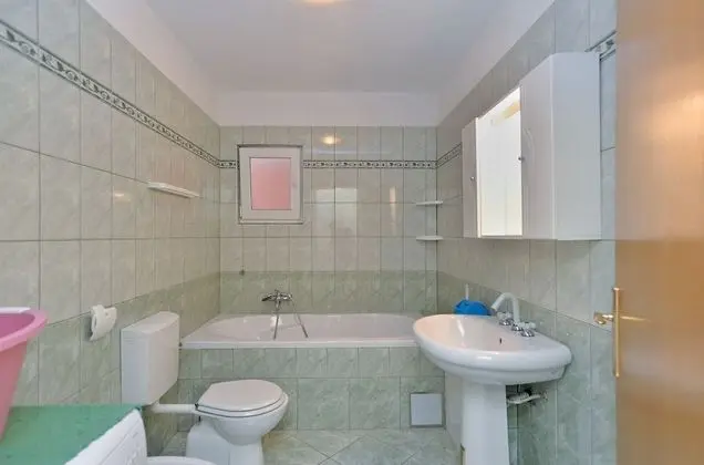 Standard Ev, 6 Yatak Odası (23212)