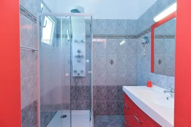 Standard Ev, 6 Yatak Odası (23212)