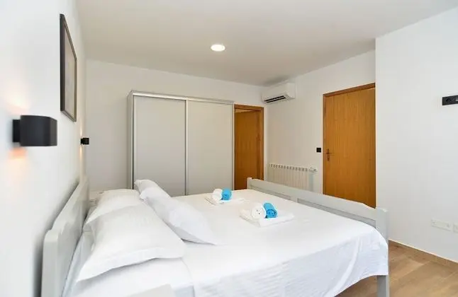 Standard Ev, 4 Yatak Odası (25089)