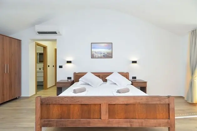 Standard Ev, 4 Yatak Odası (25089)