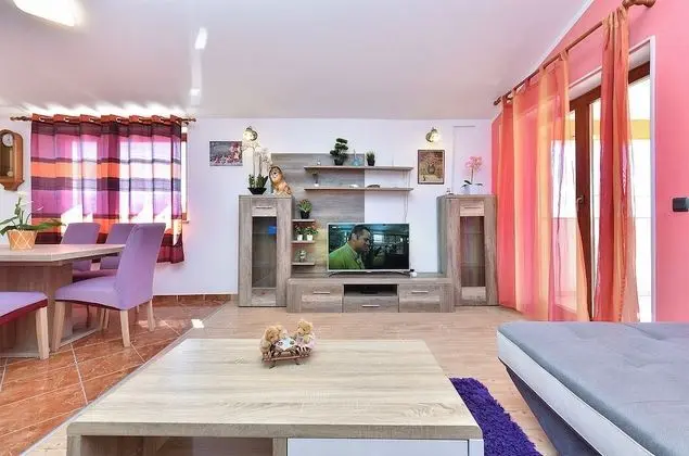 Standard Ev, 6 Yatak Odası (25323)