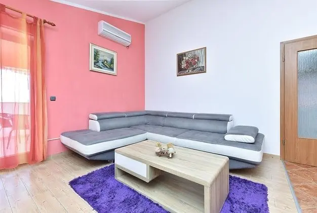 Standard Ev, 6 Yatak Odası (25323)