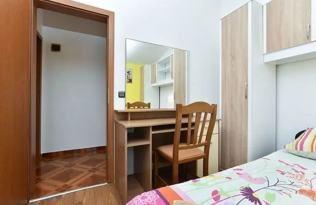 Standard Ev, 6 Yatak Odası (25323)