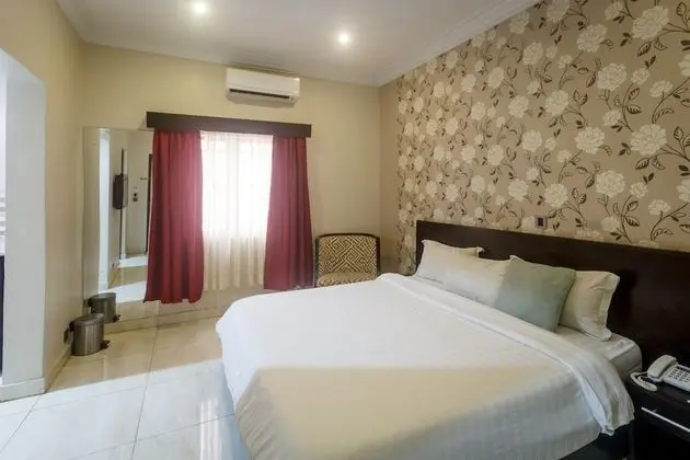 Premium Oda, 1 Büyük (Queen) Boy Yatak, Sigara İçilmez