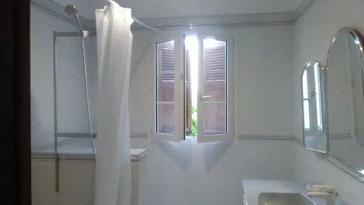 Standard Üç Kişilik Oda