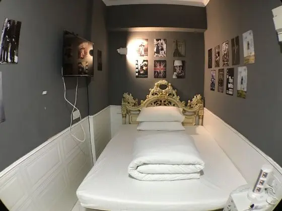 Basic Single Room